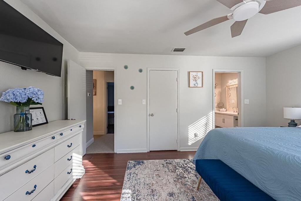Cozy Townhome Retreat With King Bed Near I-10, Capitol, Fsu & Famu タラハシー エクステリア 写真